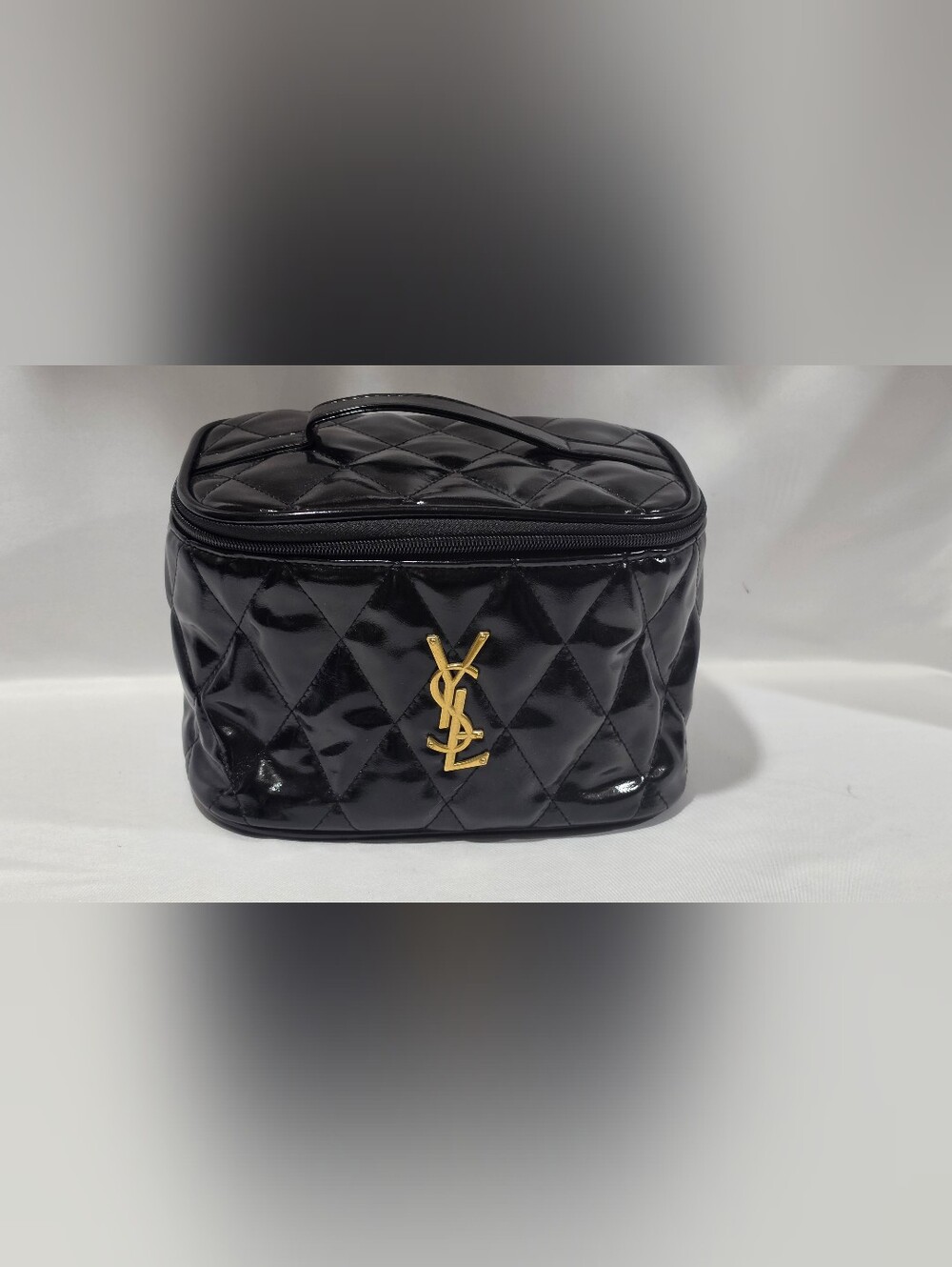YSL Yves Saint Laurent Quilted Faux Leather Makeup Vanity Case -  Gold Logo